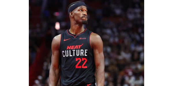 Jimmy Butler hylkäsi Miami Heatin sopimuksen jatkotarjouksen